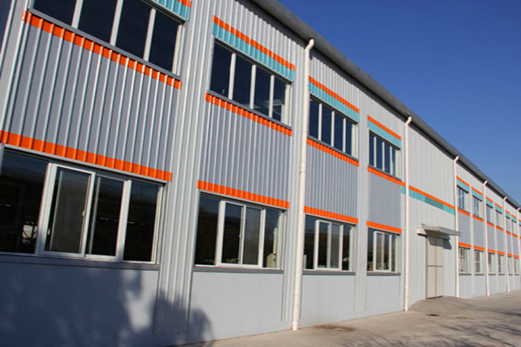 Low-Cost-Industrial-Designs-Prefabricated-Steel-Structure-Storage-Warehouse منخفضة التكلفة التصنيع المصممة للتصنيع-تخزين بنية الصلب