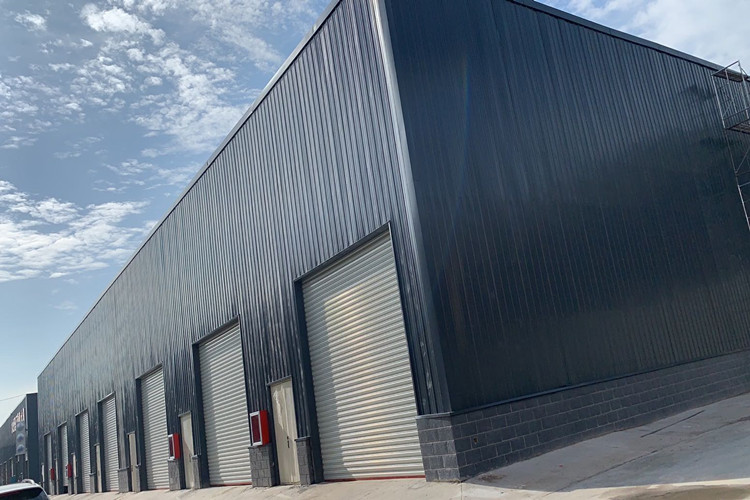 storage warehouse مستودع التخزين