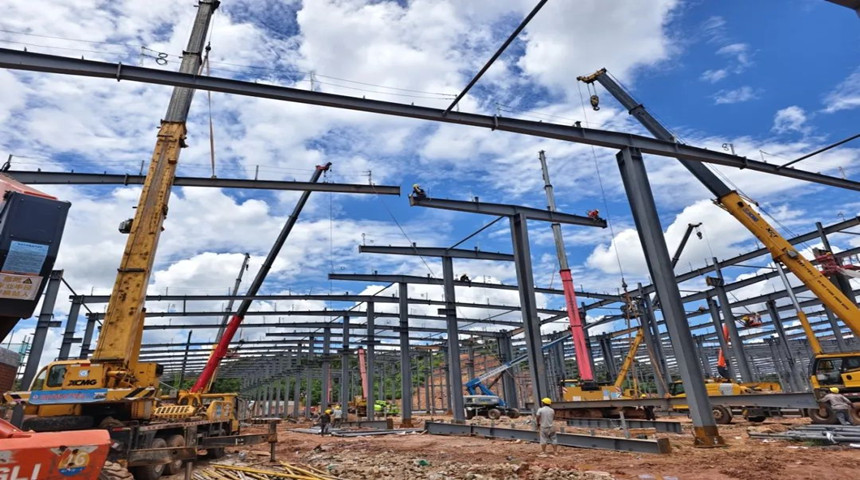 steel frame إطار الصلب