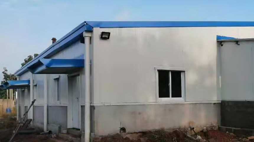 بيت مربي الدواجن