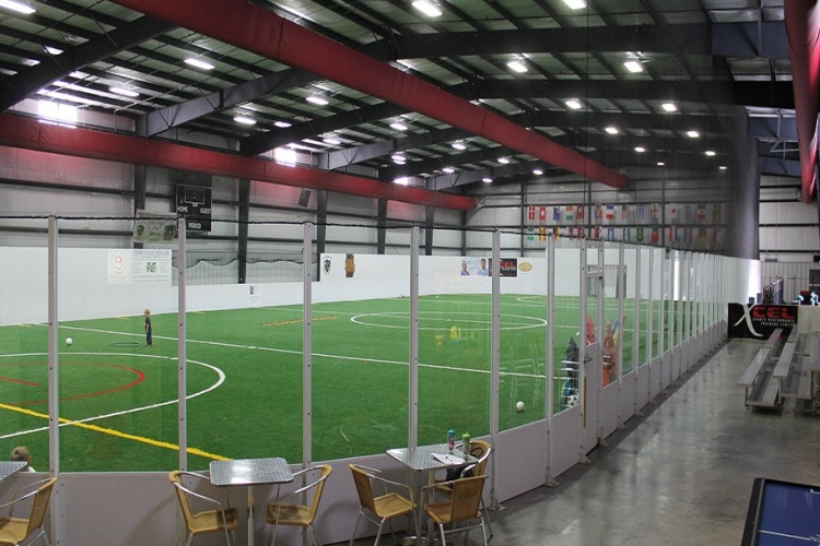 مبنى كرة القدم الداخلي
