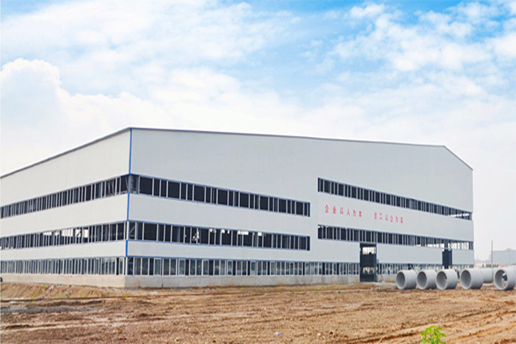 ورشة عمل الصلب