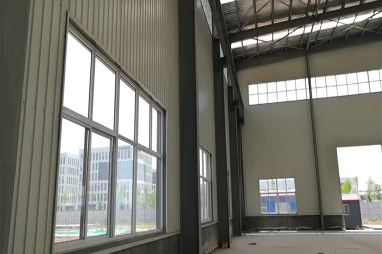 مستودع الصلب