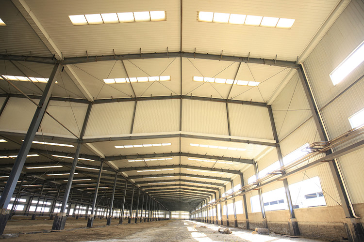 هيكل الفولاذ الخفيف