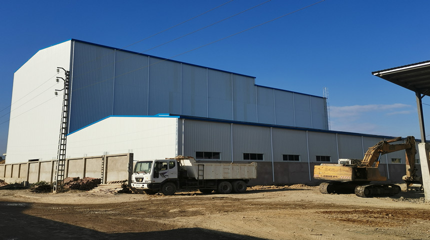 مصنع البلاط السيراميك