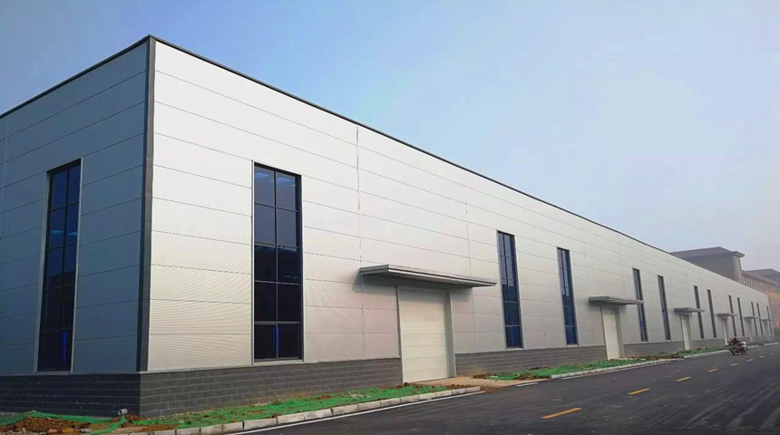 بناء ورشة الصلب