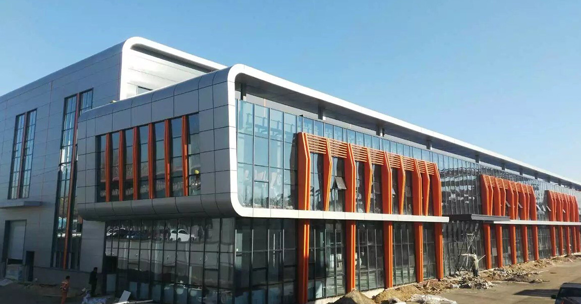 ورشة الصلب - البناء