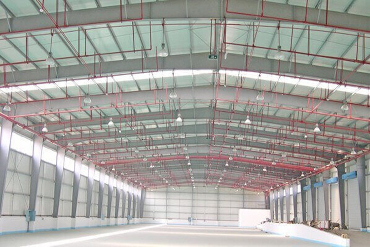 مبنى كبير سبان الصلب