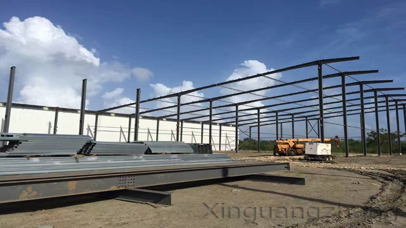 إطار فولاذي