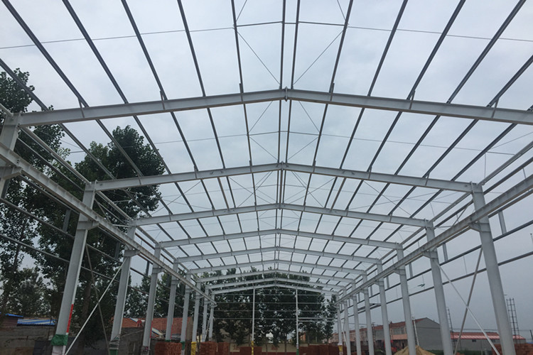 إطار فولاذي