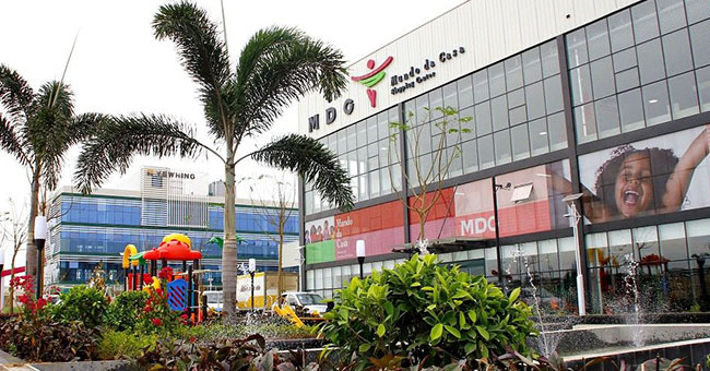 الستار الزجاجي