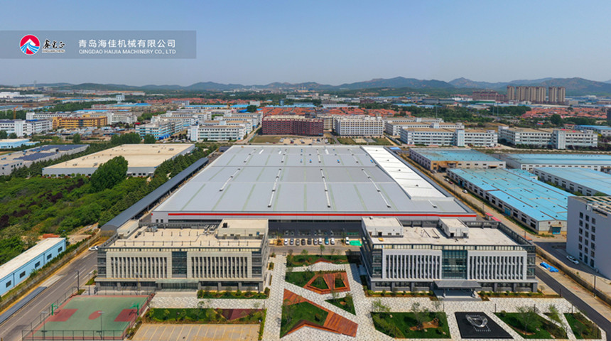 ورشة عمل فولاذية للآلات