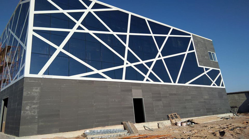 جدار الستار الزجاجي